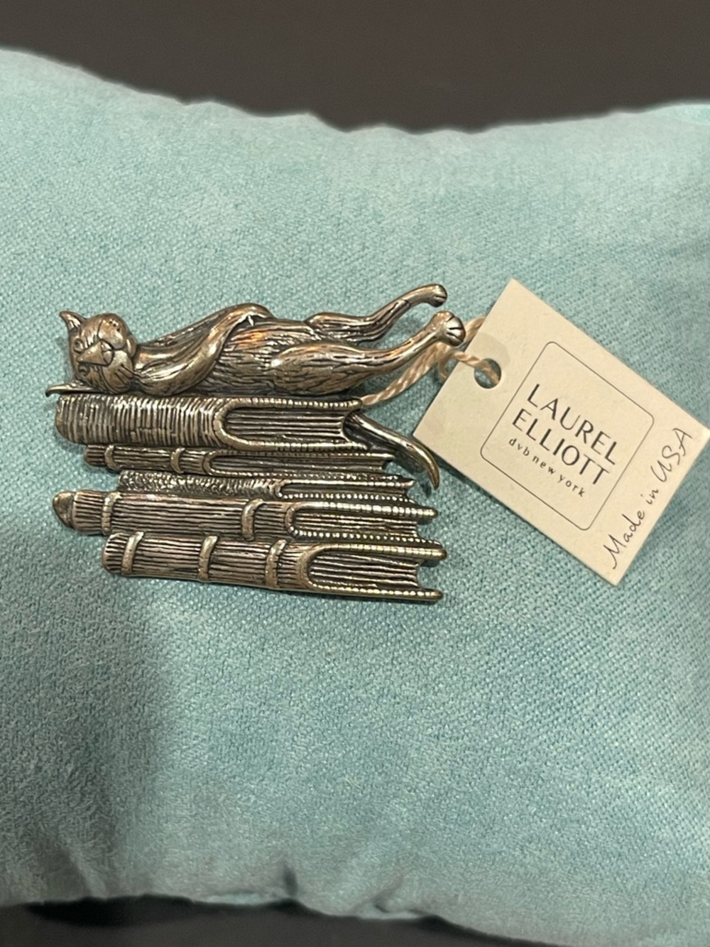 Laurel Elliott Sterling Silver Edward Gorey Book Cat Brooch NWT